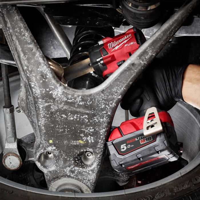 Milwaukee M18FIW2F38-0X 18V FUEL Brushless 3/8" Friction Ring Impact Wrench Body Only with case 4933478650 - Image 6