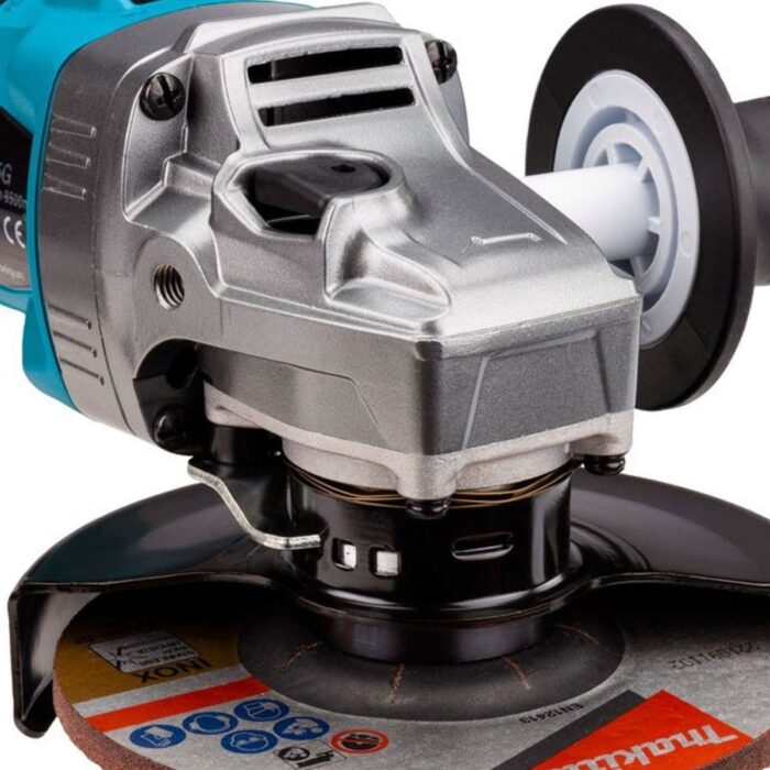 Makita GA005GZ01 40V Max XGT 125mm Brushless Angle Grinder With Type 4 Case - Image 5