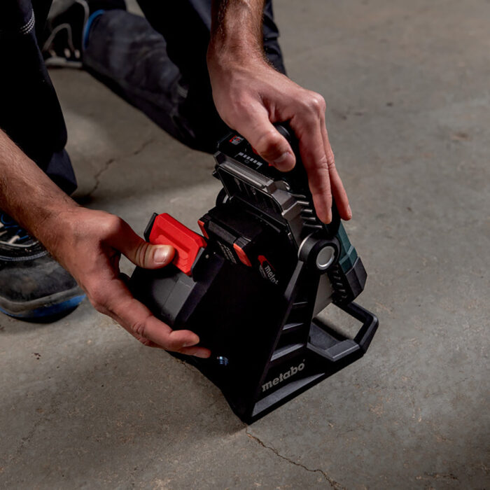 Metabo BSA 18 LED 4000 18V Site Light Body Only 601505850 - Image 3