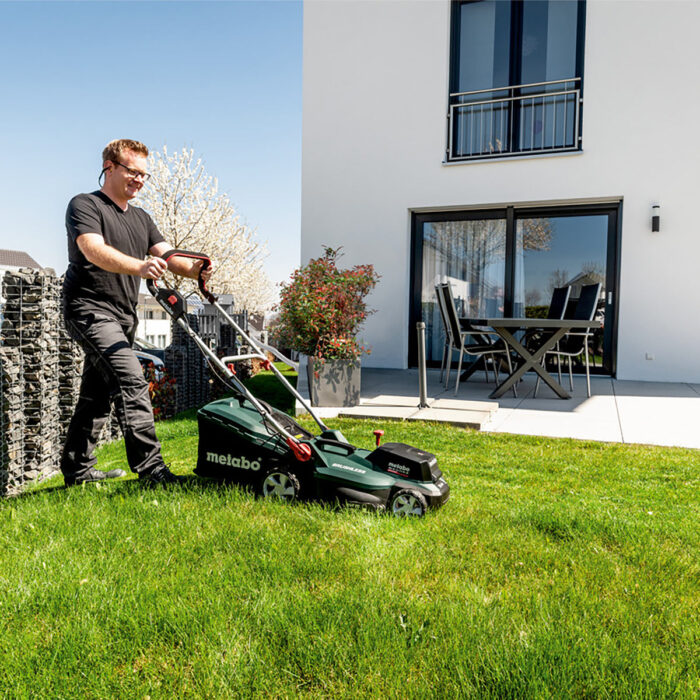 Metabo RM 36-18 LTX BL 36 36V Brushless Lawn Mower with 2 x 4.0Ah Battery & Charger - Image 6
