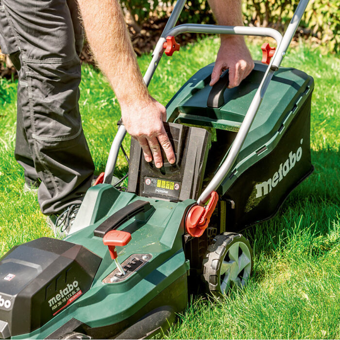 Metabo RM 36-18 LTX BL 36 36V Brushless Lawn Mower with 2 x 4.0Ah Battery & Charger - Image 3