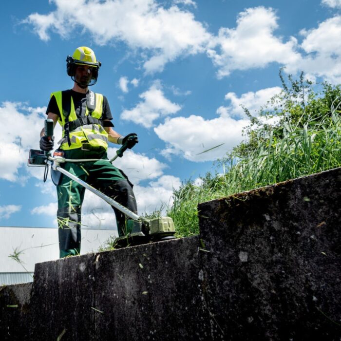 Metabo FSB 36-18 LTX BL 40 36V Brushless 40cm Grass Trimmer with 1 x 4.0Ah Battery & Charger - Image 4