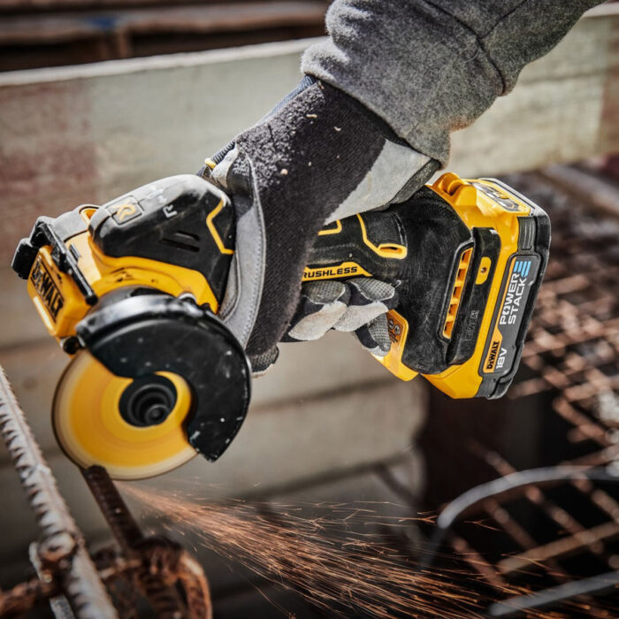 Dewalt DCS438NT 18V XR Brushless 76mm Cut Off Saw Body Only with Case - Image 5