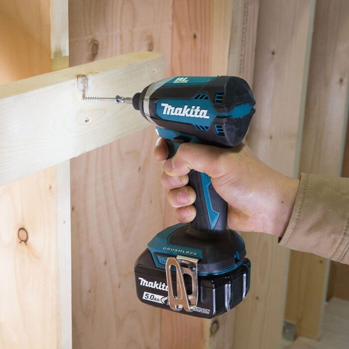 Makita DLX2507TJ 18V Combi Drill & Impact Driver With 2 x 5.0Ah Battery & 100 Accessory Set - Image 7