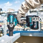 Makita TW007GD203 40V Max XGT Brushless 1/2" Impact Wrench With 2 x 2.5Ah Battery, Charger & Adaptor in Case - Image 4