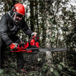 Milwaukee M18FCHS-0 18V Fuel Brushless Chainsaw with 1 x 5.0Ah Battery - Image 4