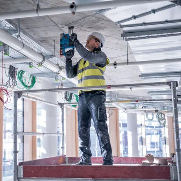 Bosch GBH 18V-22 18V Brushless SDS-Plus Rotary Hammer Drill Body Only 0611924000 - Image 7