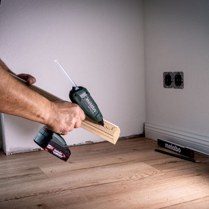 Metabo HK 18 LTX 20 18V Hot Glue Gun with 1 x 4.0Ah Battery, Charger, Glue Sticks & Metabox - Image 9