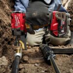 Milwaukee M18FIW2F12-0 18V Brushless 1/2" Impact Wrench with 1 x 2.0Ah Battery & Charger - Image 7