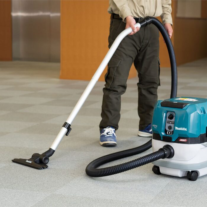 Makita VC002GLZ01 40Vmax XGT Brushless L-Class Dust Extractor Body Only - Image 8