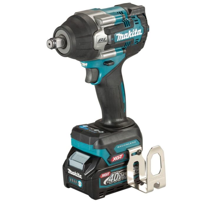Makita TW007GD203 40V Max XGT Brushless 1/2" Impact Wrench With 2 x 2.5Ah Battery, Charger & Adaptor in Case - Image 2