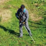 Makita UR014GZ 40V XGT Brushless Line Trimmer Body Only - Image 4