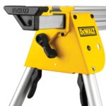 DeWalt DE7033 Heavy-Duty Short Beam Mitre Saw Leg Stand - Image 4
