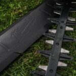 Milwaukee M18FHET75G2-0 18V FUEL Brushless 75cm Hedge Trimmer with 1 x 5.5Ah Battery & Charger - Image 9