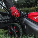 Milwaukee M18F2LM53-122 36V Fuel 53cm Self Propelled Lawn Mower with 2 x 12.0Ah Battery & Dual Bay Super Charger 4933499214 - Image 7