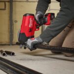 Milwaukee M18FPCS-0 18V M18 FUEL Brushless Steel Pipe Cutter with 1 x 5.0Ah Battery & Charger - Image 7