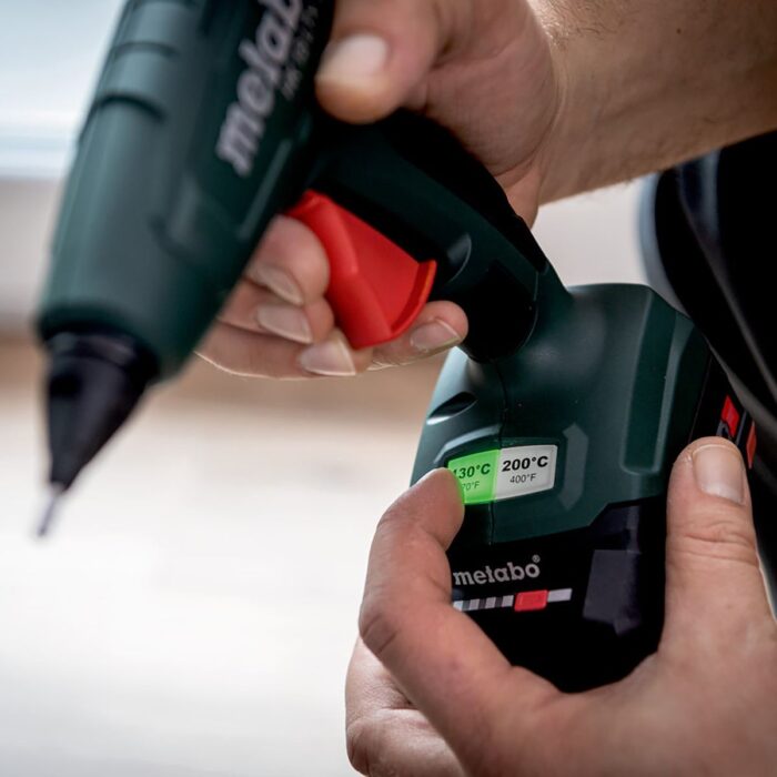 Metabo HK 18 LTX 20 18V Hot Glue Gun with 1 x 4.0Ah Battery, Charger, Glue Sticks & Metabox - Image 3