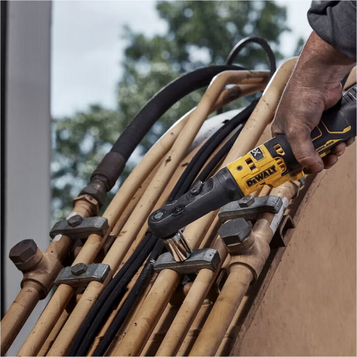 Dewalt DCF510N 18V XR 3/8in & 1/2in Sealed Head Ratchet Body Only Powerful & Durable for Automotive - Image 5