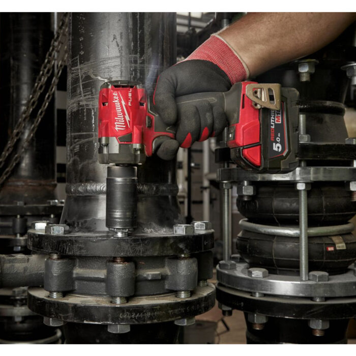 Milwaukee M18FIW2F38-502X 18V FUEL Friction Ring Impact Wrench 3/8" with 2 x 5.0AH Batteries & Charger in Case 4933478652 - Image 10