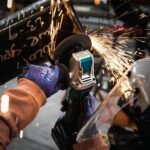 Makita BL1840BSCX3 18V LXT Lithium-Ion Battery and Charger Starter Pack, 3ea. BL1840B, DC18SD, XAG25Z, E-07406 (4.0Ah) + Free Item - Image 8