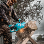 Makita GCU05M1 40V max XGT Brushless Cordless 16" Chain Saw Kit - Image 6