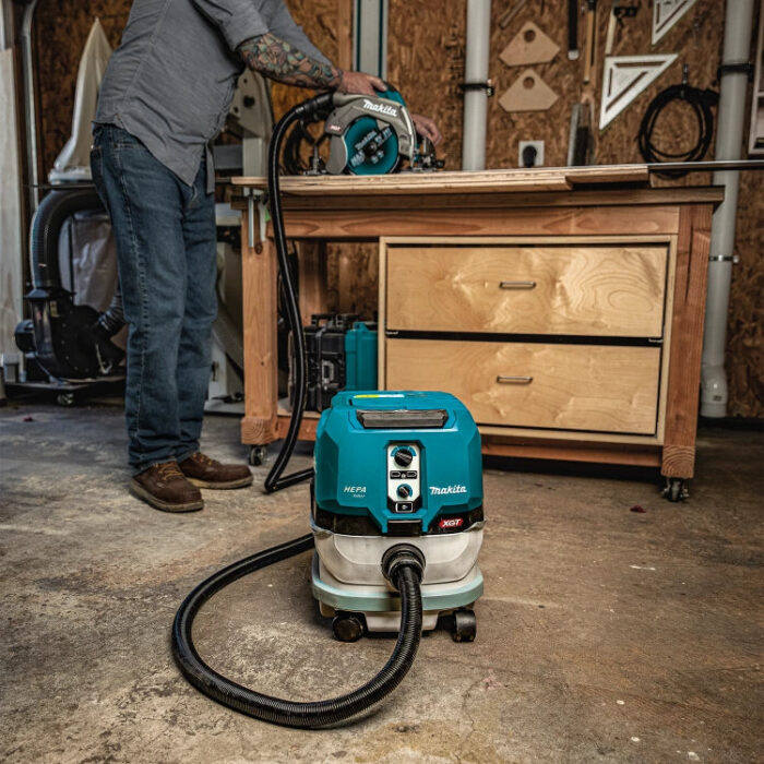 Makita GCV02PMU 40V max XGT® Brushless Cordless 2.1 Gallon HEPA Filter Dry Dust Extractor Kit, AWS® (4.0Ah) - Image 8