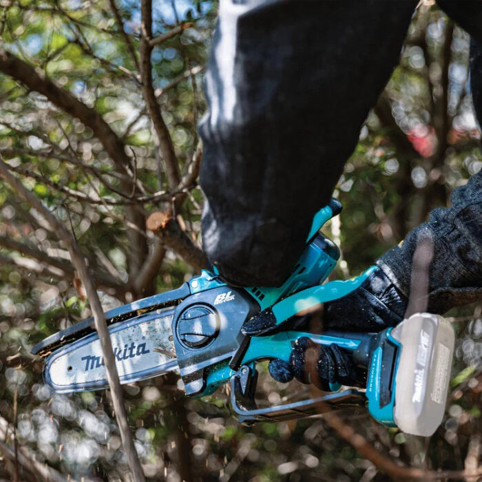 Makita XCU14Z 18V LXT® Lithium-Ion Brushless Cordless 6" Pruning Saw + Free Item - Image 7