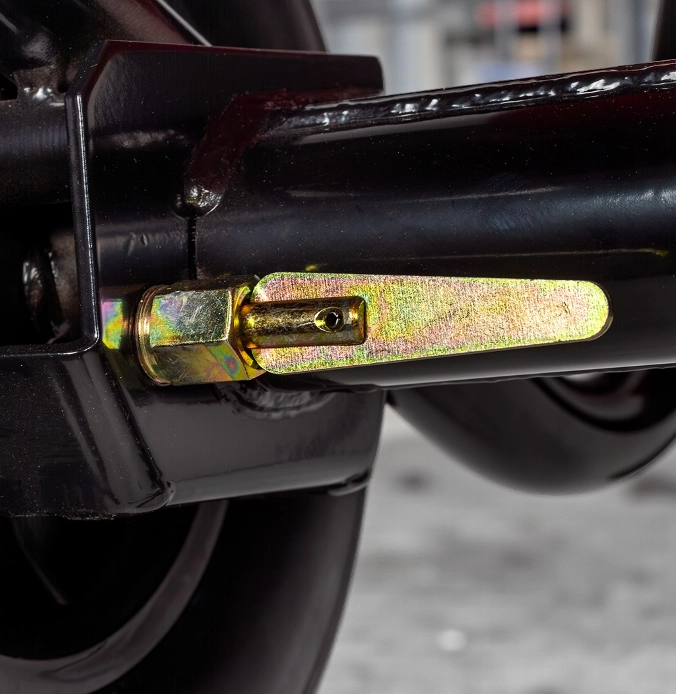 Durable_Steel_Latches