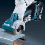 Makita DMC300Z 18V LXT 76mm Brushless Disc Cutter Body Only - Image 8