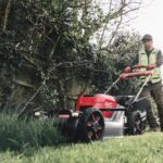 Milwaukee M18F2LM53-0 36V FUEL Brushless 53cm Self Propelled Lawn Mower with 2 x 5.5Ah Battery & Charger - Image 8