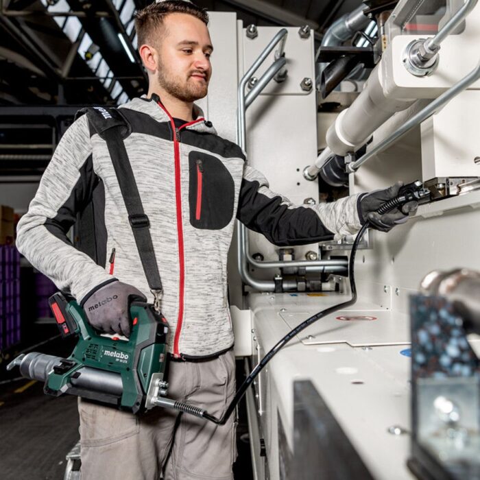 Metabo FP 18 LTX 18V Cordless Grease Gun with 1 x 4.0Ah Battery & Charger - Image 7