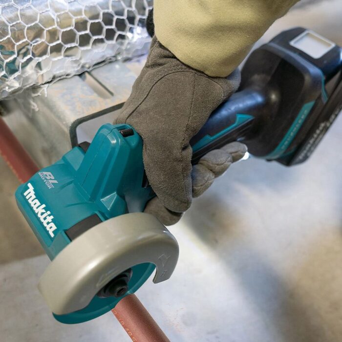 Makita DMC300Z 18V LXT 76mm Brushless Disc Cutter Body Only - Image 6