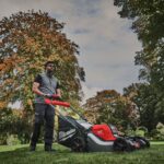 Milwaukee M18F2LM46-0 36V FUEL Brushless 46cm Self Propelled Lawn Mower with 2 x 5.0Ah Battery & Charger - Image 6