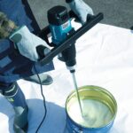 Makita UT1401/2 Corded Paddle Mixer 240V - Image 2