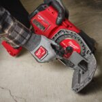 Milwaukee M18FPCS-0 18V M18 FUEL Brushless Steel Pipe Cutter with 1 x 6.0Ah Battery Charger & Bag - Image 6