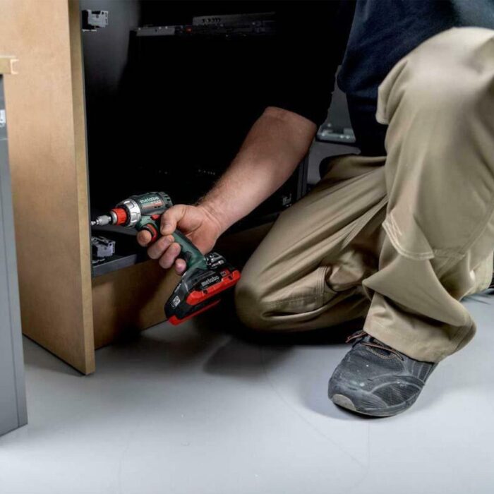 Metabo BS 18 L BL Q 18V Brushless Drill Driver with 2 x 2.0Ah Battery Charger & Case - Image 6