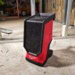 Milwaukee M18SPEJSG2-0 M18 18V Jobsite Speaker with 1 x 3.0Ah Battery & Charger - Image 7