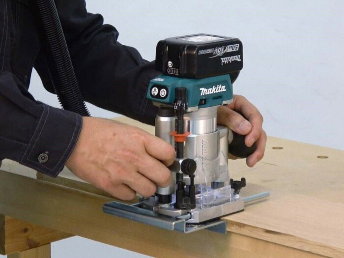 Makita Plunge Router Trimmer Base RT0700 DRT50 + Dust Nozzle 194733-8 - Image 4
