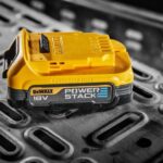 Dewalt DCBP034 18V 1.7Ah Li-ion XR Compact Powerstack Battery - Image 6