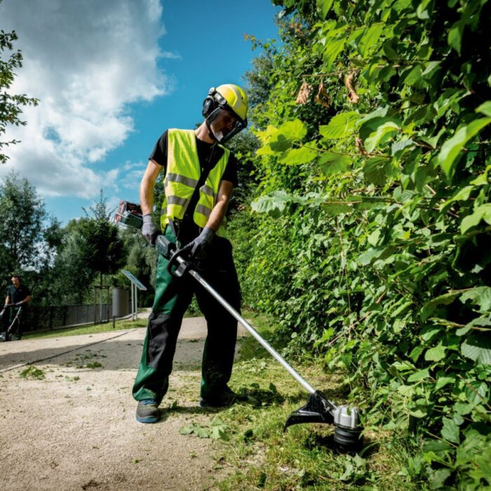 Metabo FSD 36-18 LTX BL 40 36V Brushless 40cm Grass Trimmer with 2 x 4.0Ah Battery & Charger - Image 5